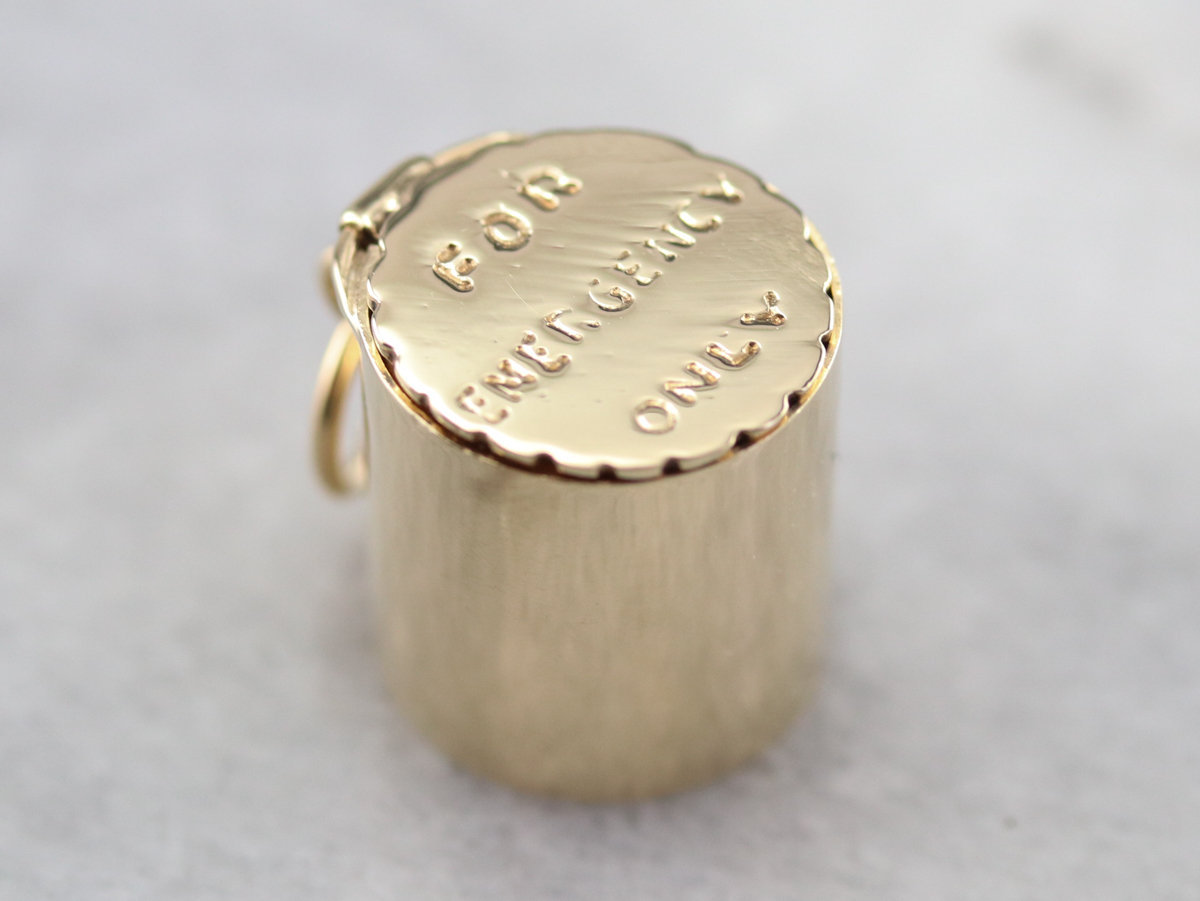 For Eme!   rgency Only Container Charm Yellow Gold Charm Moving Parts Charm Unisex Gift Birthday Gift Layering Pendant Kwdwym3w - 